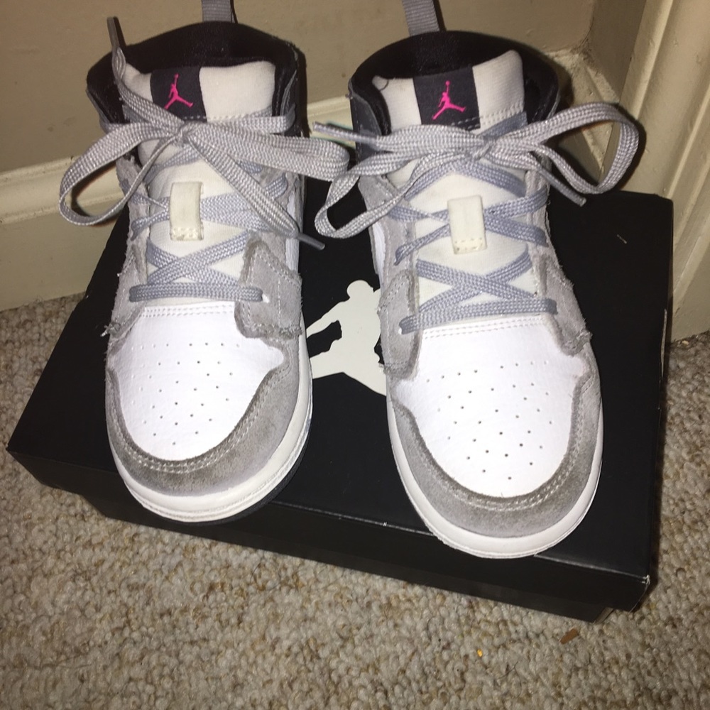 Air Jordan Retro Ones